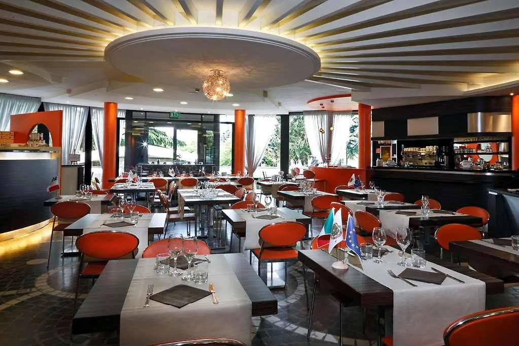 Hotel Pineta Busto Arsizio 4*,
