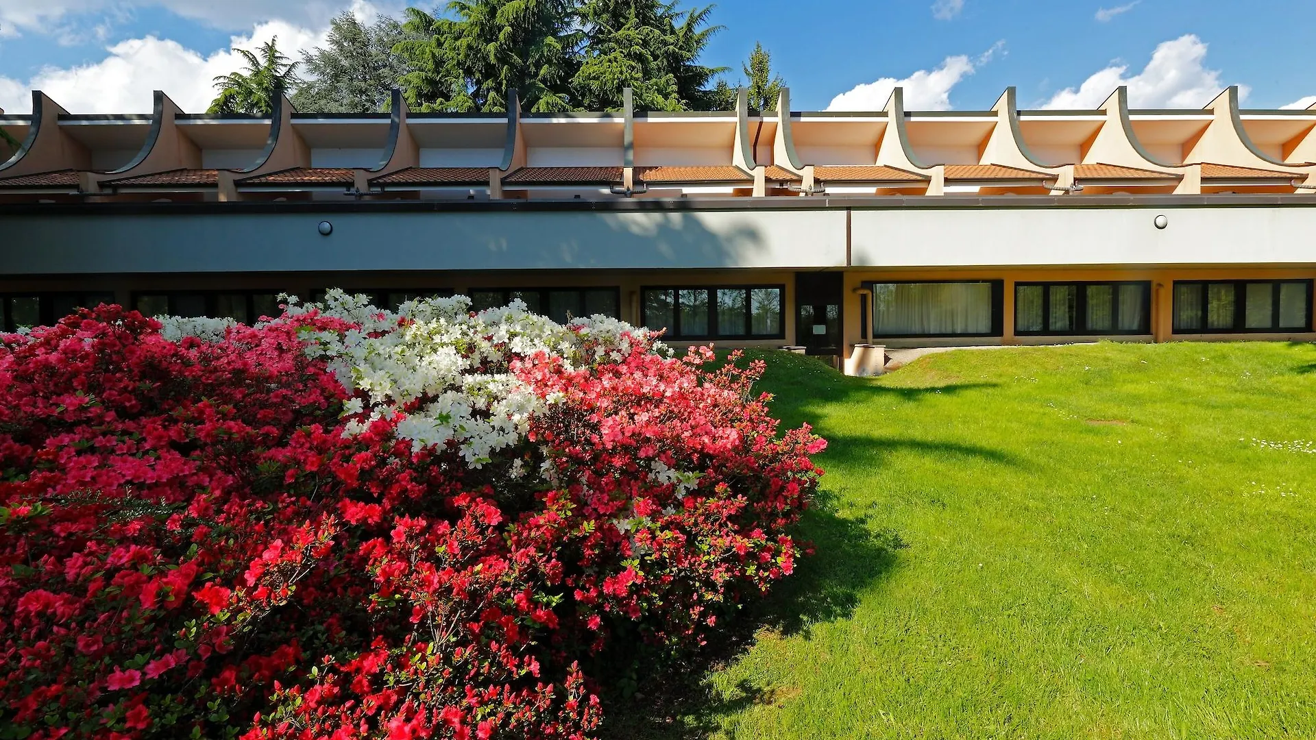****  Hotel Pineta Busto Arsizio Italy