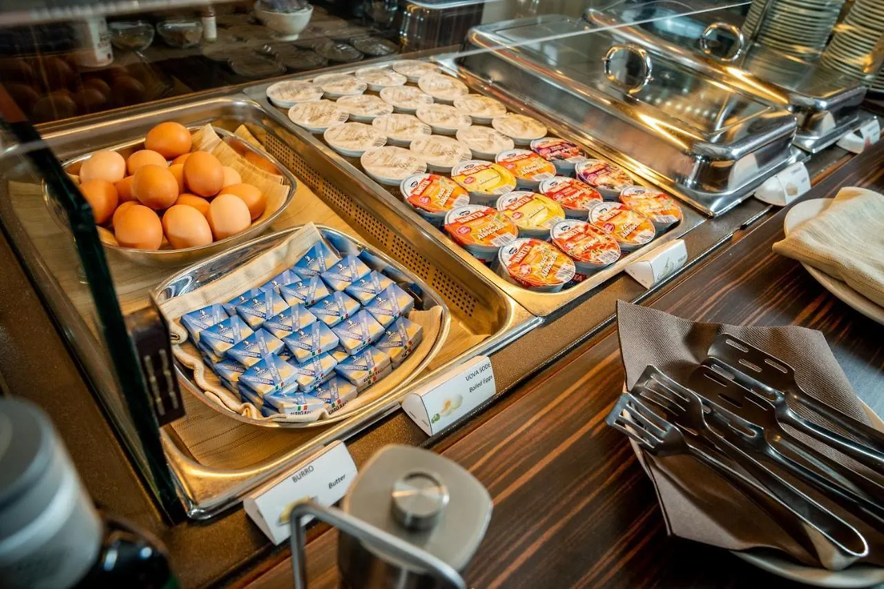 Hotel Pineta Busto Arsizio