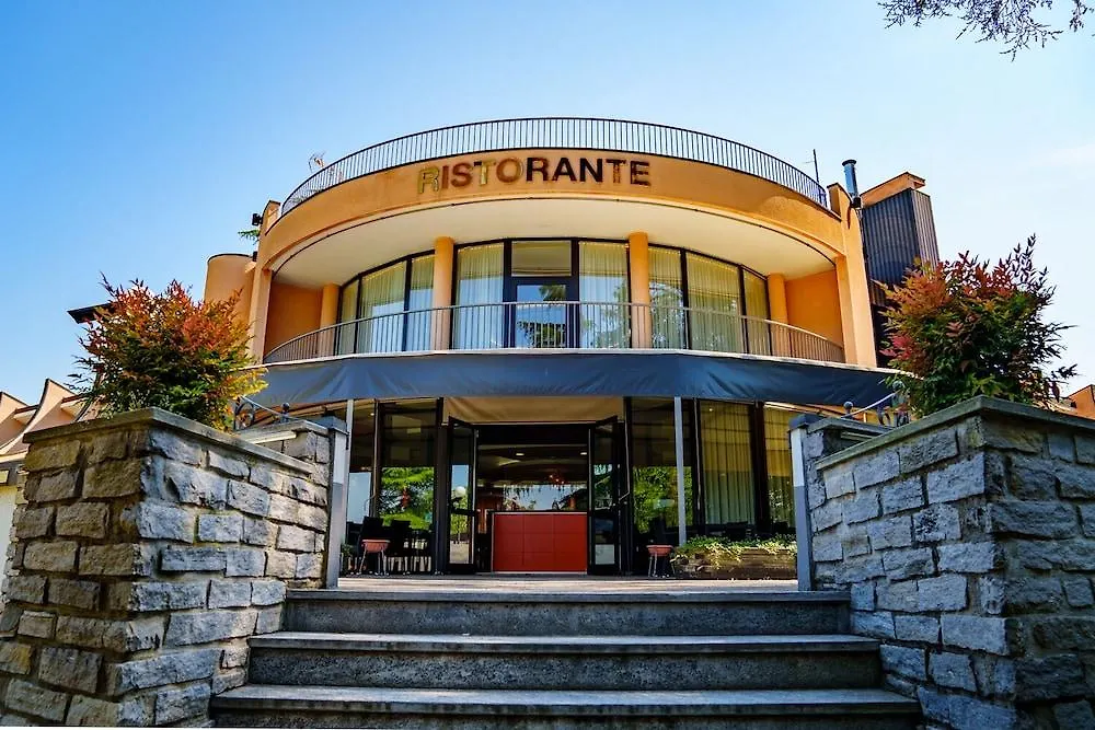 Hotel Pineta Busto Arsizio Italy
