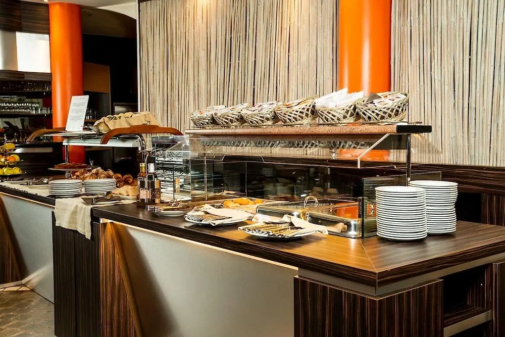 Hotel Pineta Busto Arsizio 4*,  Italy