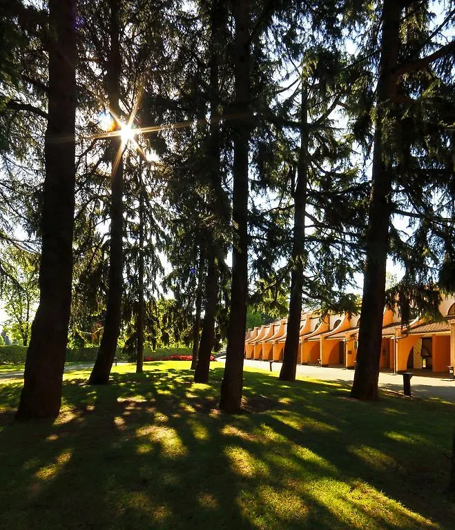 Hotel Pineta Busto Arsizio 4*,  Italy