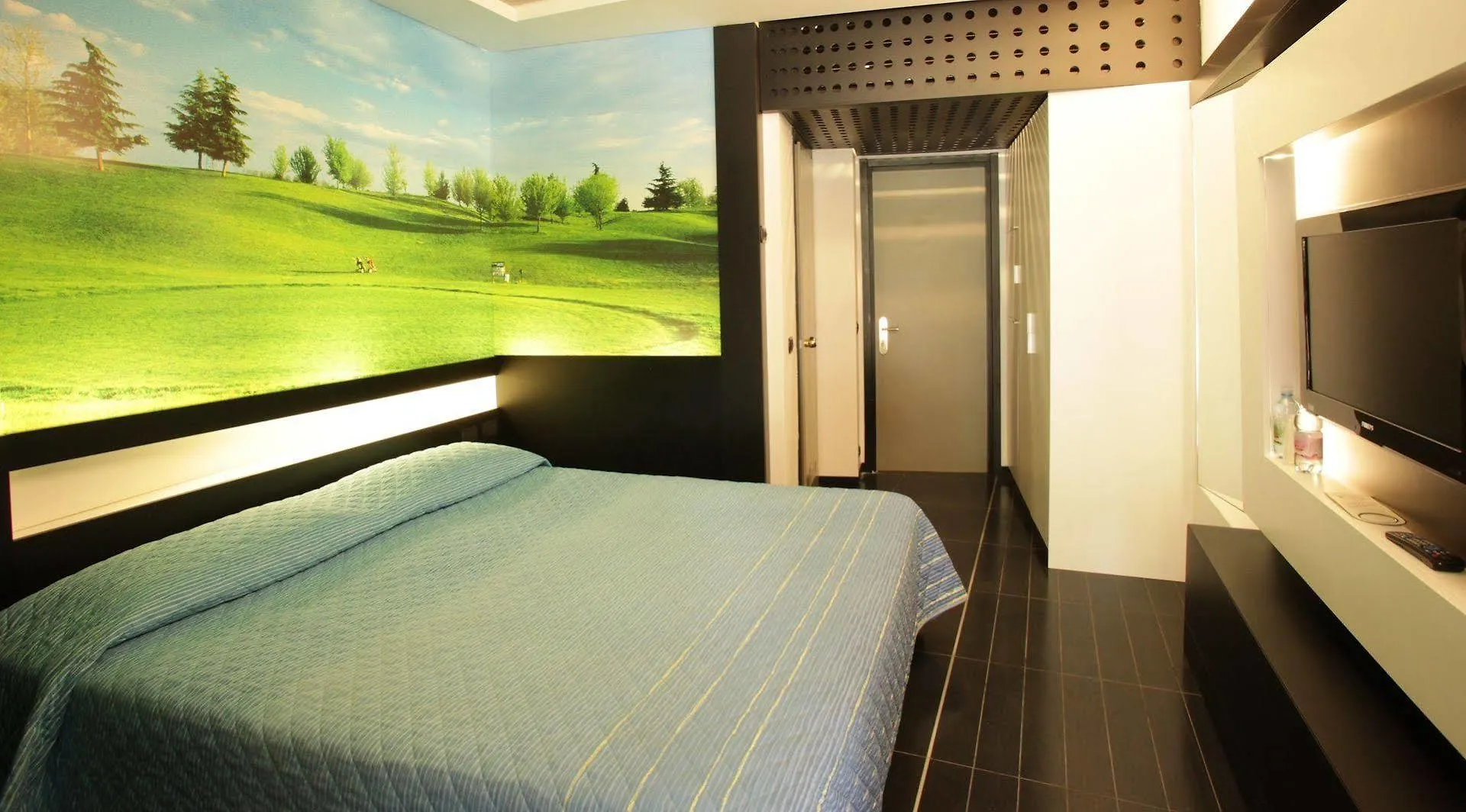 Hotel Pineta Busto Arsizio 4*,