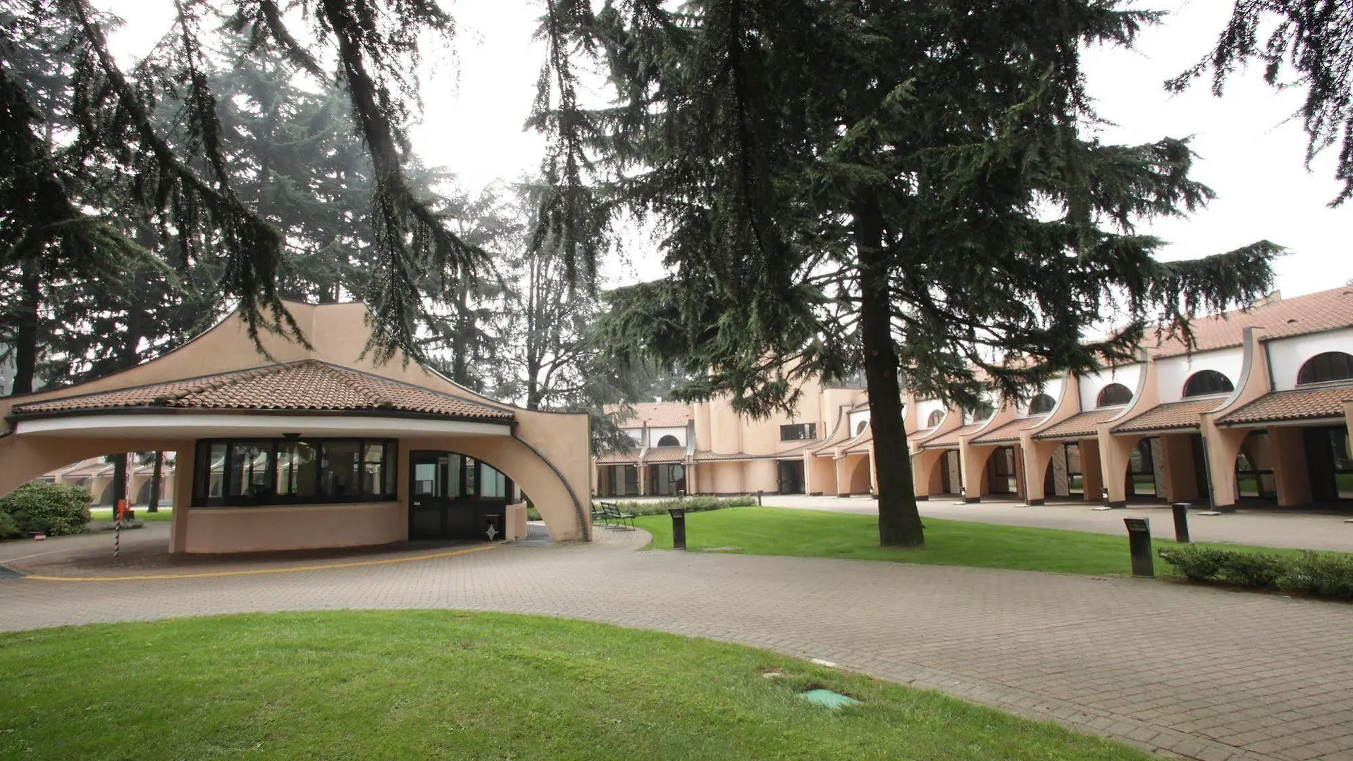 ****  Hotel Pineta Busto Arsizio Italy